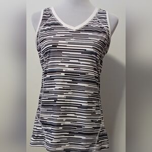 21-022 Tek Gear Workout Top size M